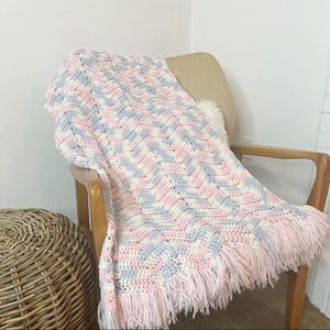 Vintage Handmade Afghan Crochet Knit Chevron Blanket with Fringe Size 40” x 49”